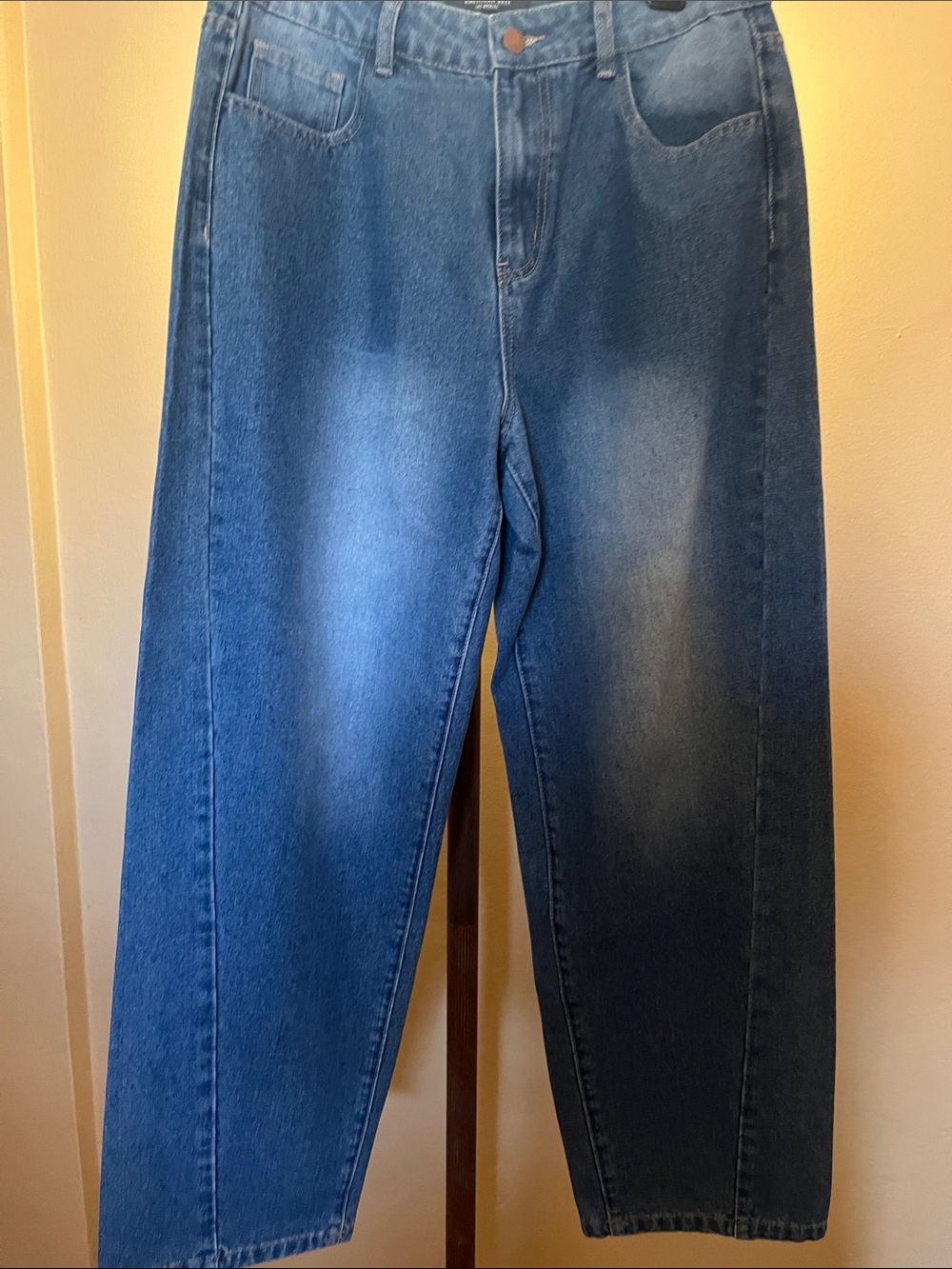 American Bazi Women’s Classic Barrel Blue Denim Jeans Size Small/Medium (sample)